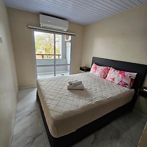 Habitación Estándar con Cama Queen